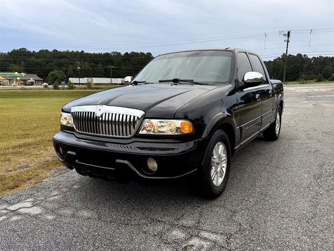 Used 2002 Lincoln Blackwood image 1