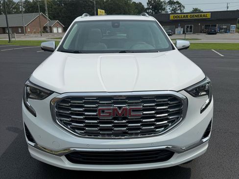 Used 2019 GMC Terrain Denali w/ Advanced Safety Package AWD/4WD image 7