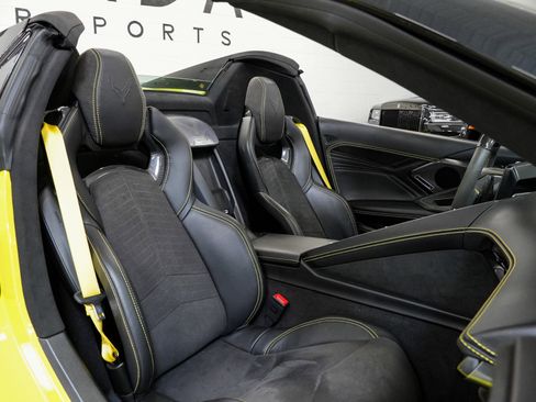 Used 2023 Chevrolet Corvette Z06 w/ Stealth Interior Trim Package image 22