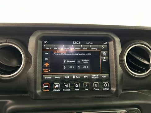 Used 2023 Jeep Wrangler Unlimited Sahara w/ Cold Weather Group AWD/4WD image 14