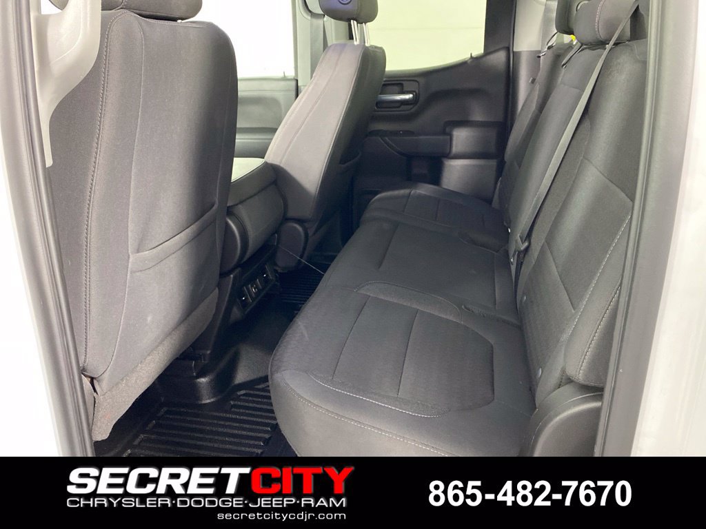 Used 2020 Chevrolet Silverado 1500 LT w/ Convenience Package AWD/4WD image 29