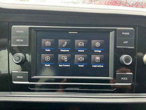 Used 2021 Volkswagen Jetta S image 24