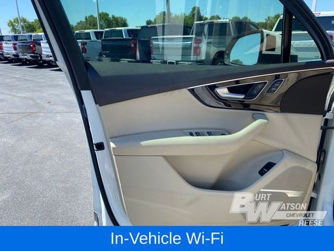 Used 2019 Audi Q7 3.0T Prestige AWD/4WD image 13