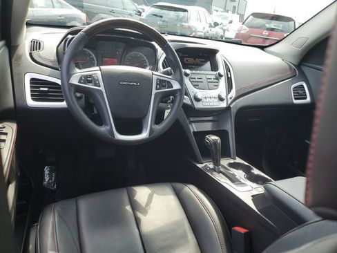 Used 2015 GMC Terrain Denali FWD image 9