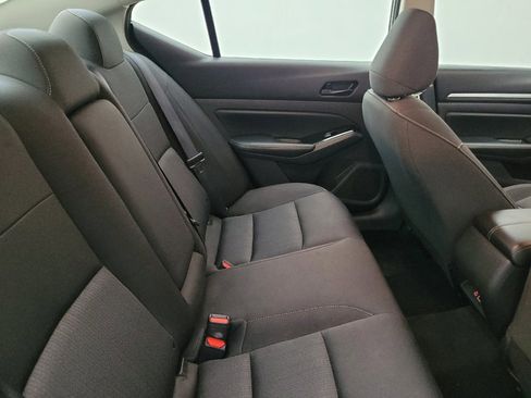 Used 2023 Nissan Altima 2.5 SV image 19