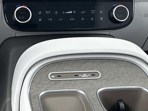 New 2026 Hyundai Palisade SEL Premium FWD image 27