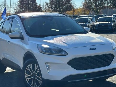 Certified 2022 Ford Escape SEL image 2