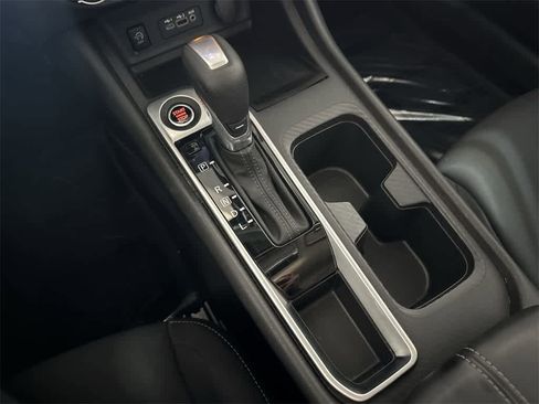 Used 2025 Nissan Sentra SV image 21