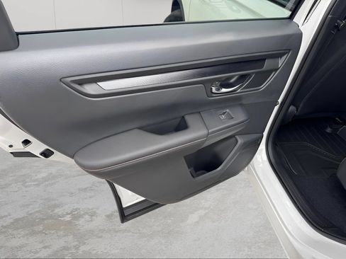Used 2026 Honda CR-V Sport image 10
