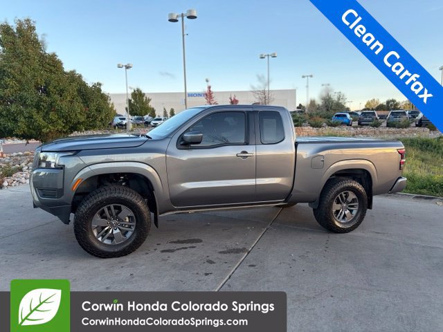 Used 2025 Nissan Frontier SV AWD/4WD image 2