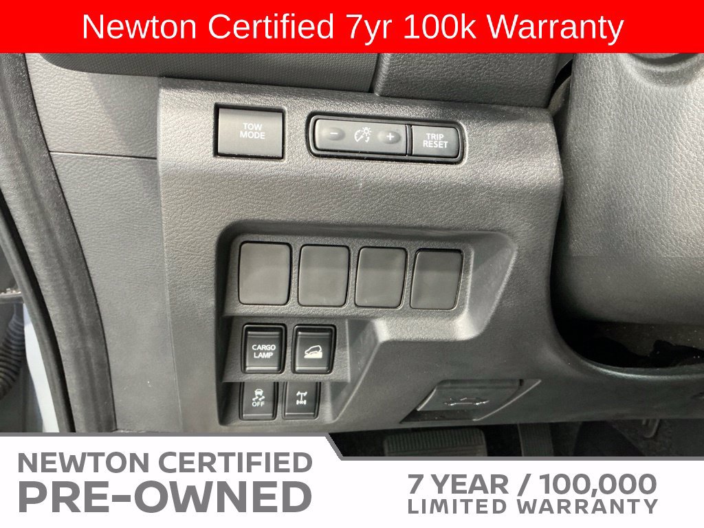 Used 2023 Nissan Frontier PRO-4X w/ Tow Package AWD/4WD image 37