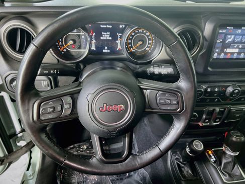 Used 2023 Jeep Wrangler Sport AWD/4WD image 11