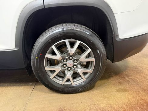 Used 2021 GMC Acadia SLE w/ Trailering Package image 91