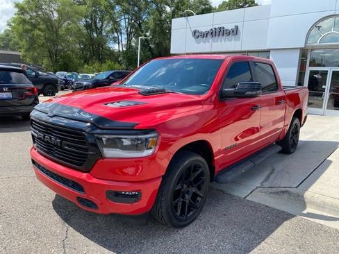 Used 2023 RAM 1500 Laramie AWD/4WD image 10
