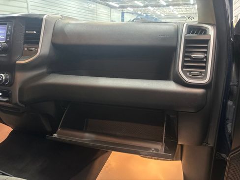 Used 2020 RAM 1500 Big Horn AWD/4WD image 29