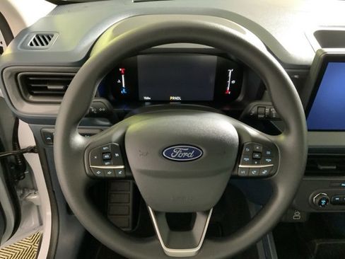 New 2026 Ford Maverick XL image 17