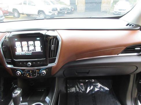 Used 2018 Chevrolet Traverse High Country w/ LPO, 'HIT The Road' Package AWD/4WD image 37