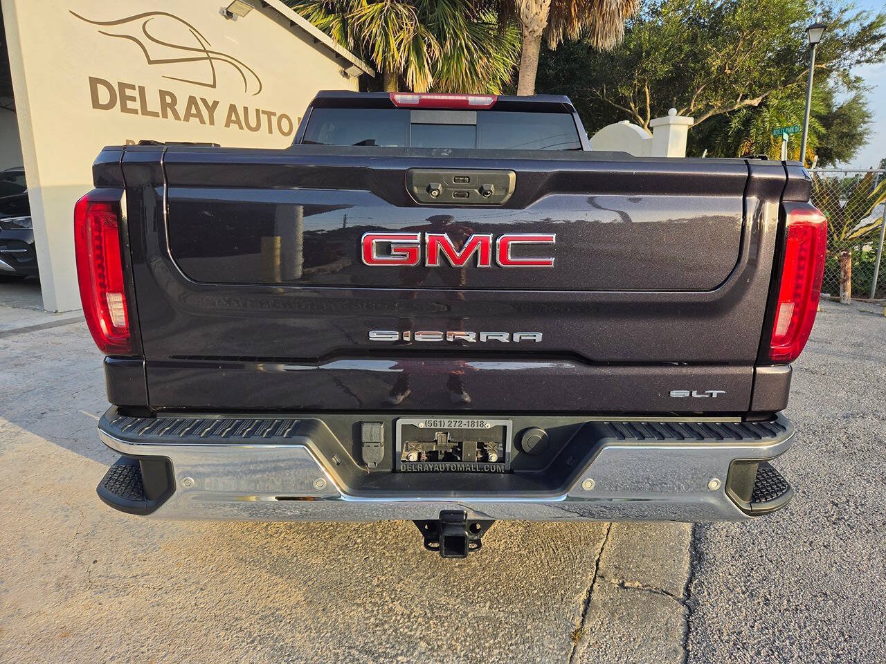 Used 2022 GMC Sierra 1500 SLT w/ SLT Premium Plus Package RWD image 6