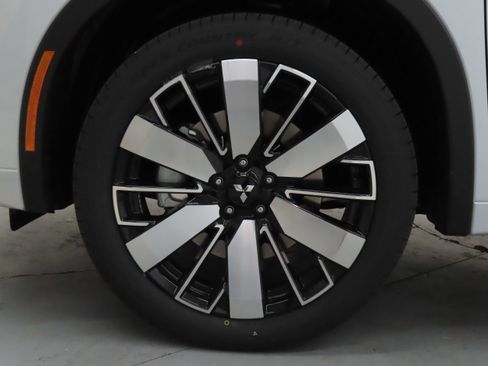 New 2026 Mitsubishi Outlander SEL FWD image 26