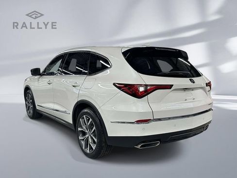 Used 2023 Acura MDX SH-AWD w/ Technology Package image 5