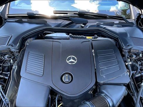 Used 2025 Mercedes-Benz CLE 300 4MATIC Cabriolet image 29