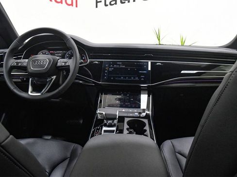 New 2025 Audi Q8 Premium Plus image 18