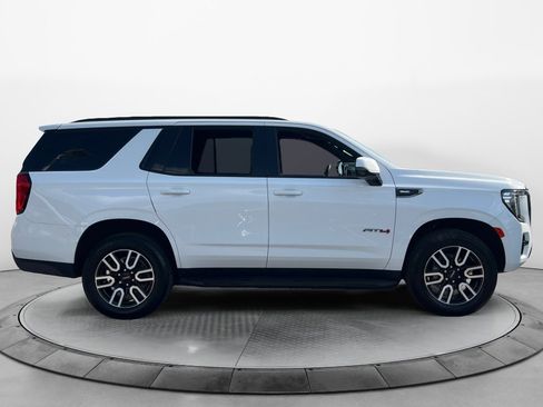 Used 2023 GMC Yukon AT4 w/ Technology Package AWD/4WD image 8