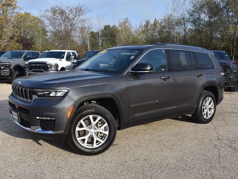 Used 2022 Jeep Grand Cherokee L Limited image 13