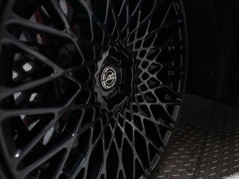 Used 2023 Lamborghini Urus Performante image 10