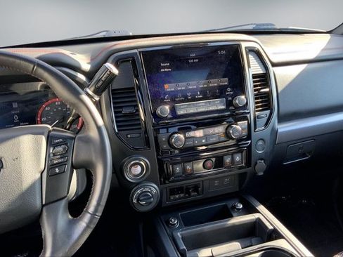 Used 2021 Nissan Titan PRO-4X w/ Pro-4x Convenience Package AWD/4WD image 5