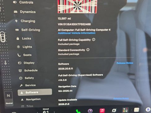 Used 2026 Tesla Model S Plaid AWD/4WD image 21