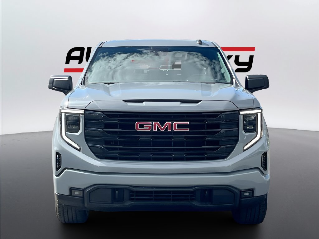 Used 2024 GMC Sierra 1500 Elevation AWD/4WD image 2