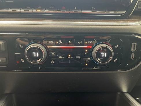 Used 2023 Chevrolet Silverado 1500 RST w/ Convenience Package II image 6