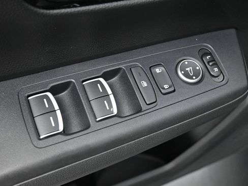 Used 2024 Honda CR-V EX-L image 4