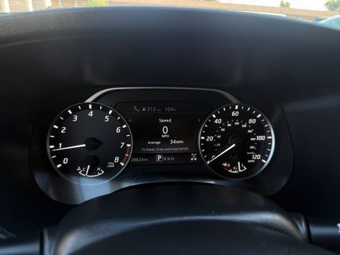 Used 2024 Nissan Frontier SV w/ SV Convenience Package AWD/4WD image 16