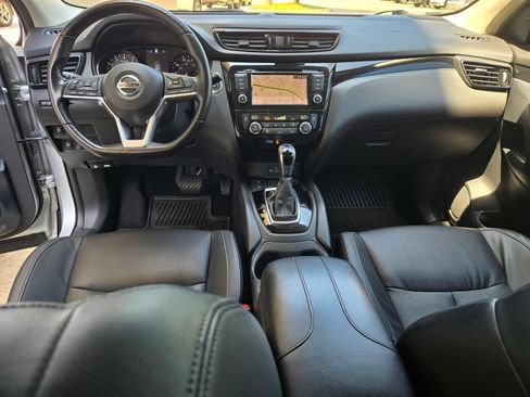 Used 2022 Nissan Rogue Sport SL AWD/4WD image 8