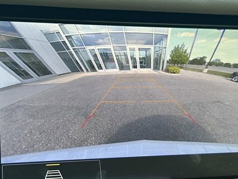 Used 2024 Cadillac XT6 Premium Luxury w/ LPO, Floor Liner Package AWD/4WD image 30