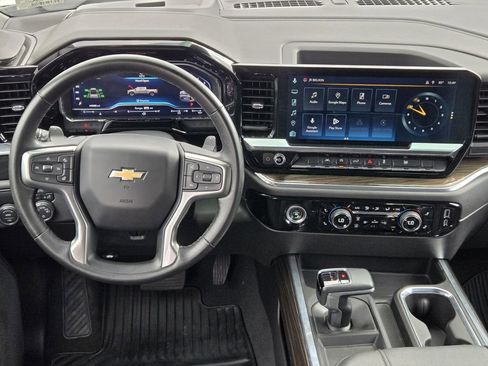 Used 2024 Chevrolet Silverado 1500 LT RWD image 24