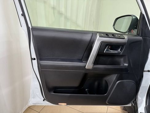 Certified 2024 Toyota 4Runner SR5 Premium w/ Moonroof Package AWD/4WD image 15