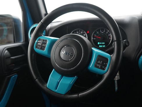 Used 2017 Jeep Wrangler Unlimited Sport image 14