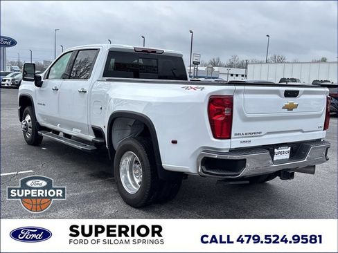 Used 2025 Chevrolet Silverado 3500 LTZ w/ LTZ Plus Package image 11