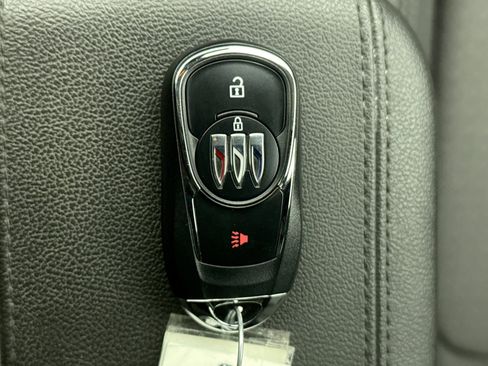 Used 2024 Buick Encore GX Preferred image 10