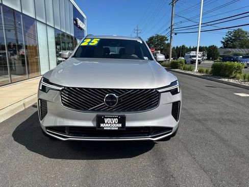 Used 2025 Volvo XC90 B6 Plus AWD/4WD image 7