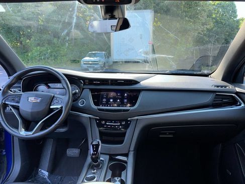 Used 2023 Cadillac XT6 Luxury FWD image 31