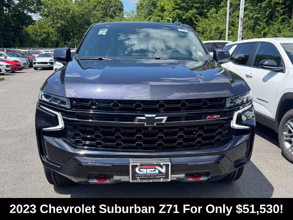 Used 2023 Chevrolet Suburban Z71 w/ Z71 Off-Road Package AWD/4WD image 2