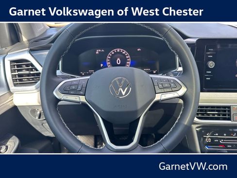 New 2026 Volkswagen Taos SE AWD/4WD image 19