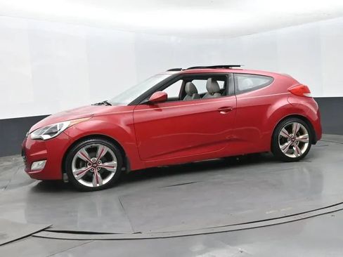 Used 2013 Hyundai Veloster w/ Style Pkg FWD image 5