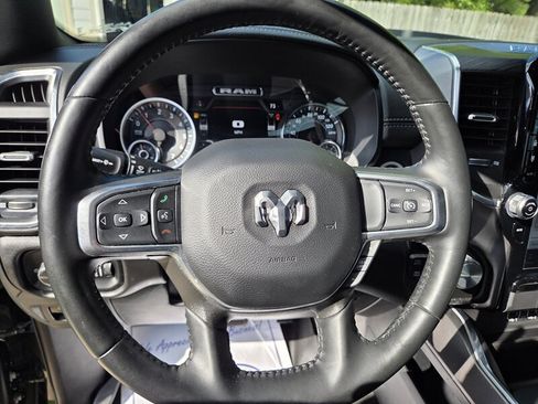 Used 2023 RAM 1500 Laramie AWD/4WD image 15