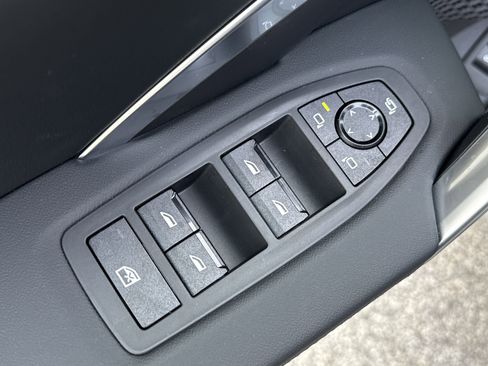 New 2025 BMW X1 xDrive28i w/ Convenience Package image 19