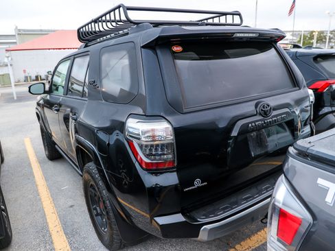 Used 2023 Toyota 4Runner TRD Off-Road Premium w/ Off Road Premium Plus Package image 10